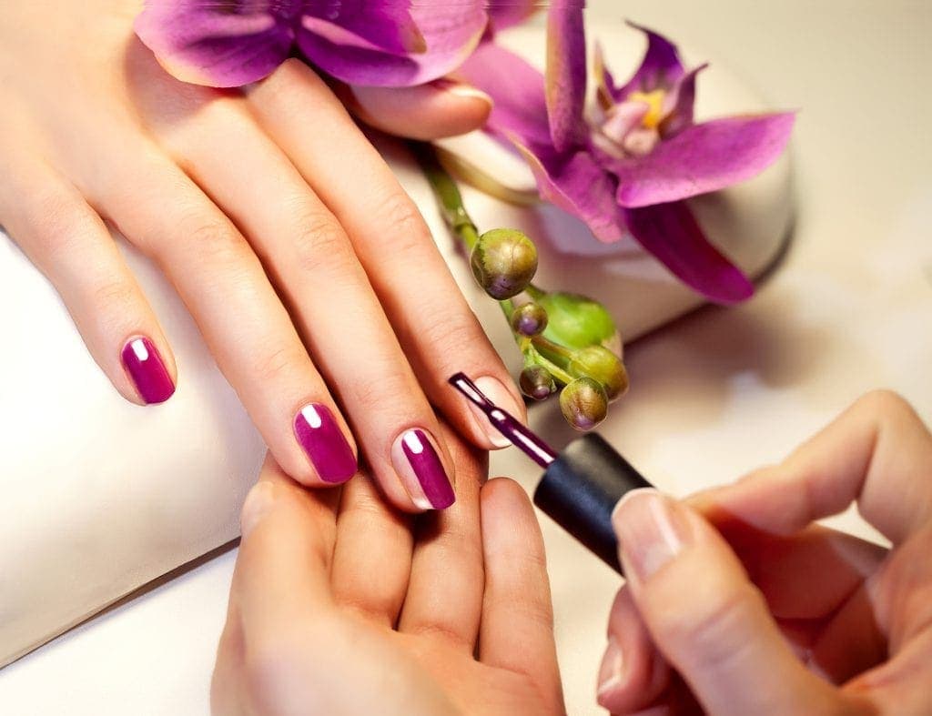 Manicure | Headliners Salon & Spa